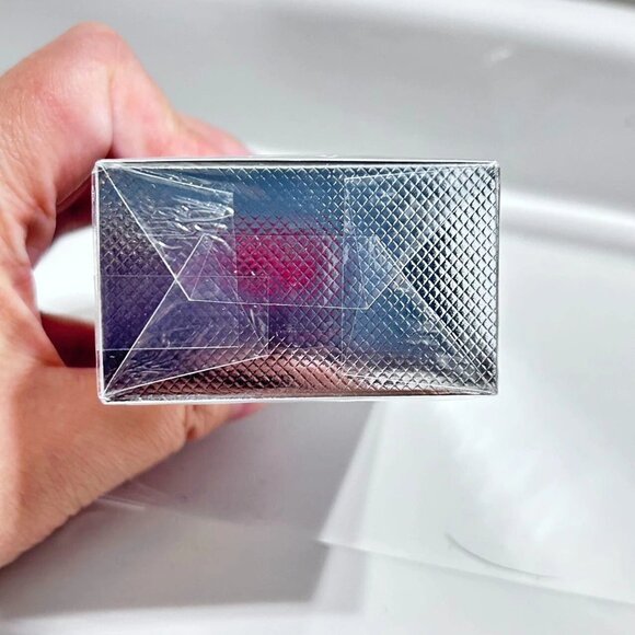 New Sealed TOM FORD Soleil Neige Perfumed Shimmering Body Oil~1.5 oz/45ml - Picture 4 of 4